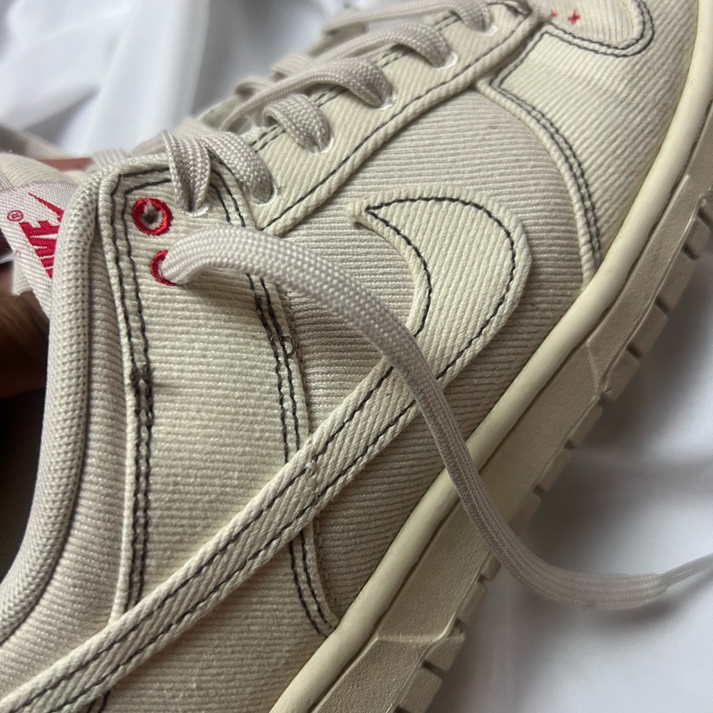 Nike Men's Cream Canvas Sneakers